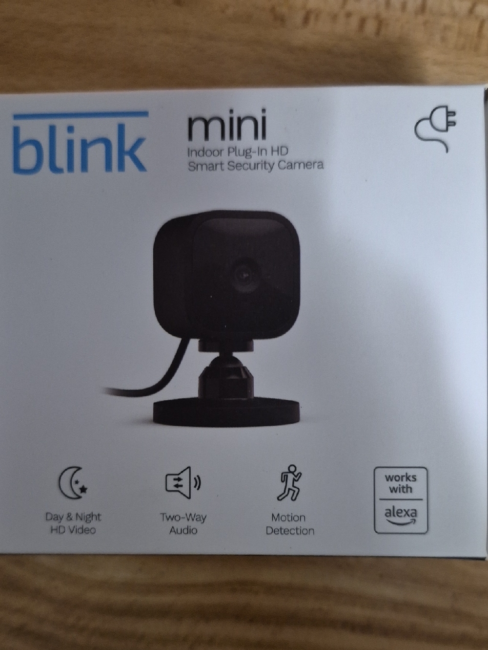 Blink Mini Indoor Plug-In HD Smart Security Camera - Black